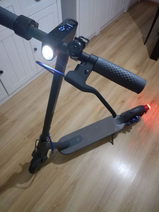 Hulajnoga Xiaomi Mi Electric Scooter 3