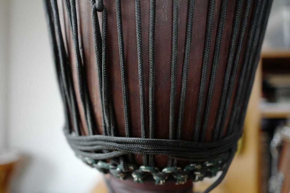 Tradycyjne Djembe z Gwinei (dla profesjonalisty, pasjonata)