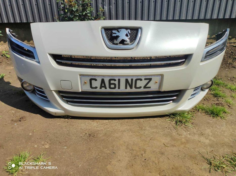 Бампера ПЕЖО 3008-5008 рік