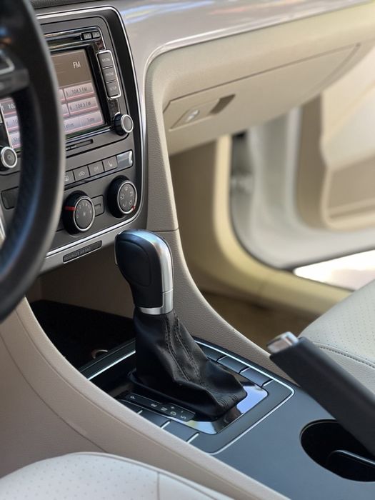 Продам Volkswagen Passat 2014