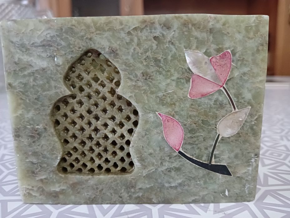 Suporte para canetas e cartões de visita