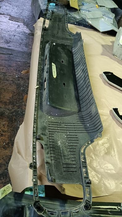 Friso de parachoques de trás do Kia rio lll de 2015