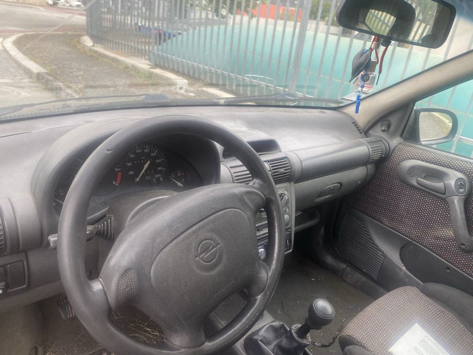 Opel corsa turbo. Negociavel