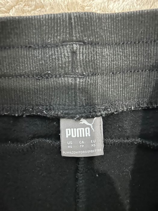 Calças pretas Puma