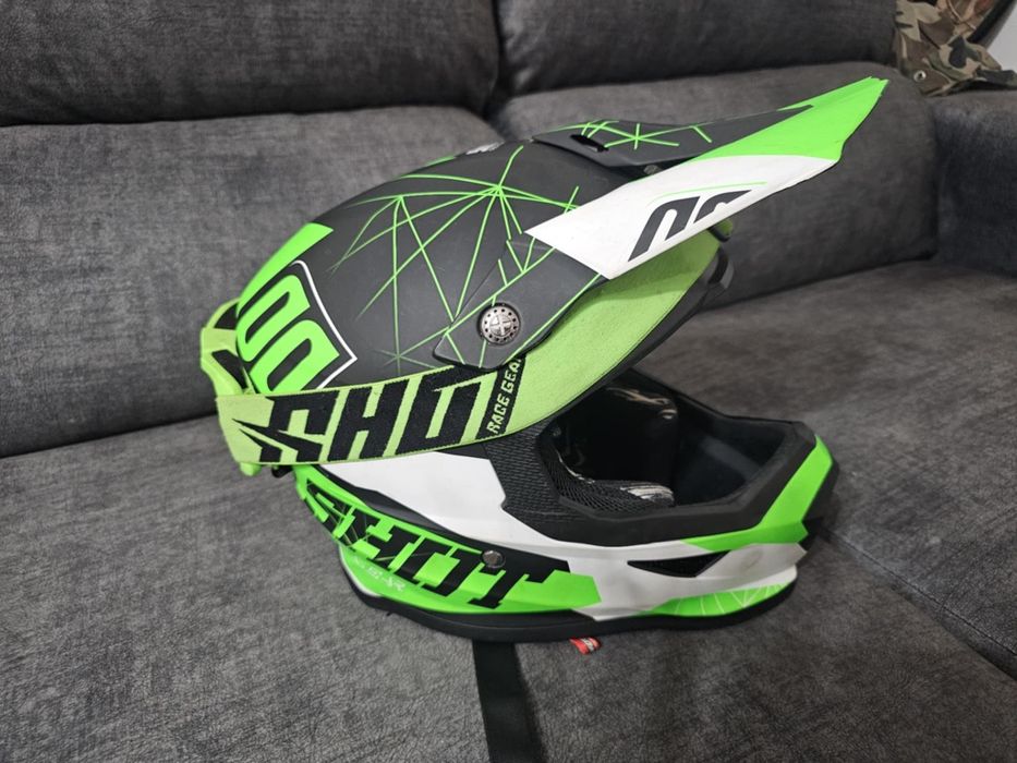 Capacete shot como novo