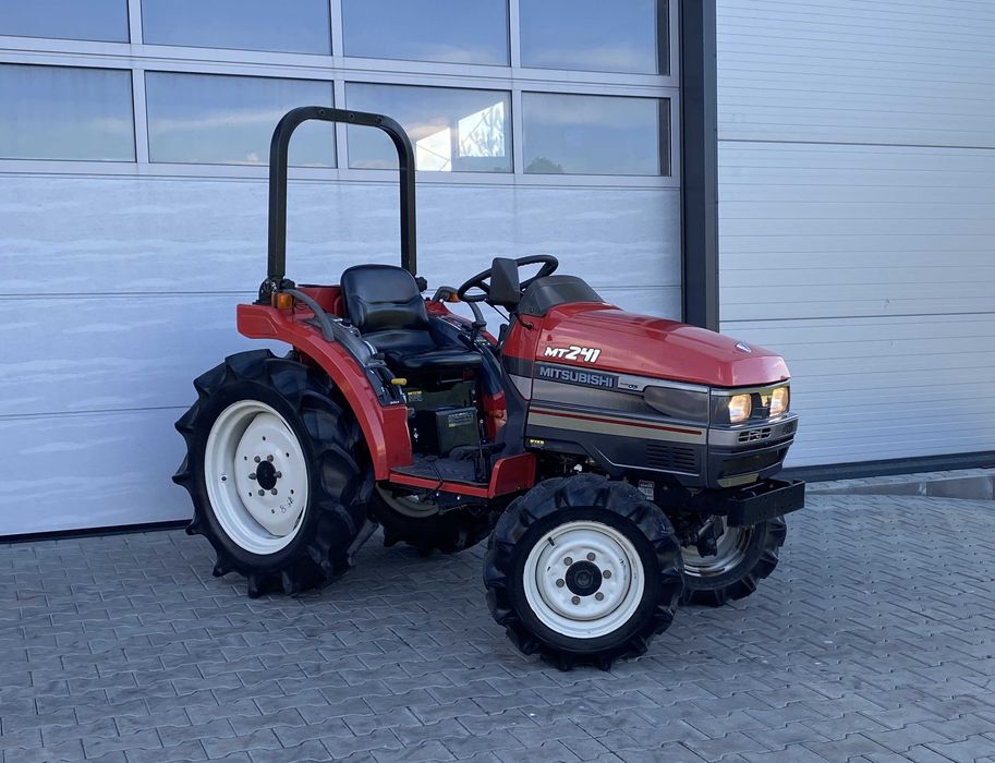 Traktorek Mini traktor Ciągnik Mitsubishi MT241 4x4 Wspomaganie kierownicy Rewers TUZ WOM Spr z Japonii nie Iseki Yanmar Kubota