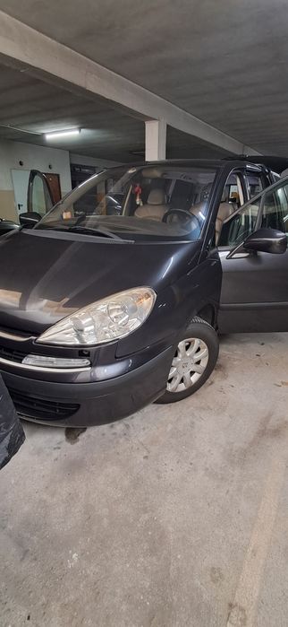 Carrinha muito confortável