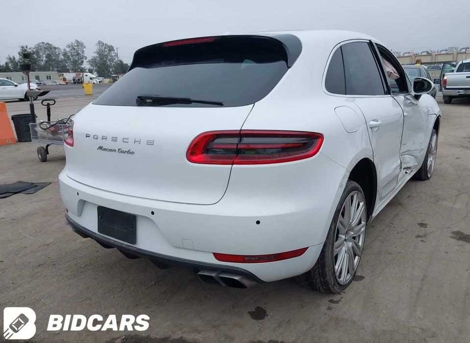 Części do Porsche Macan Turbo 2015 3.6L AWD, wersja USA.