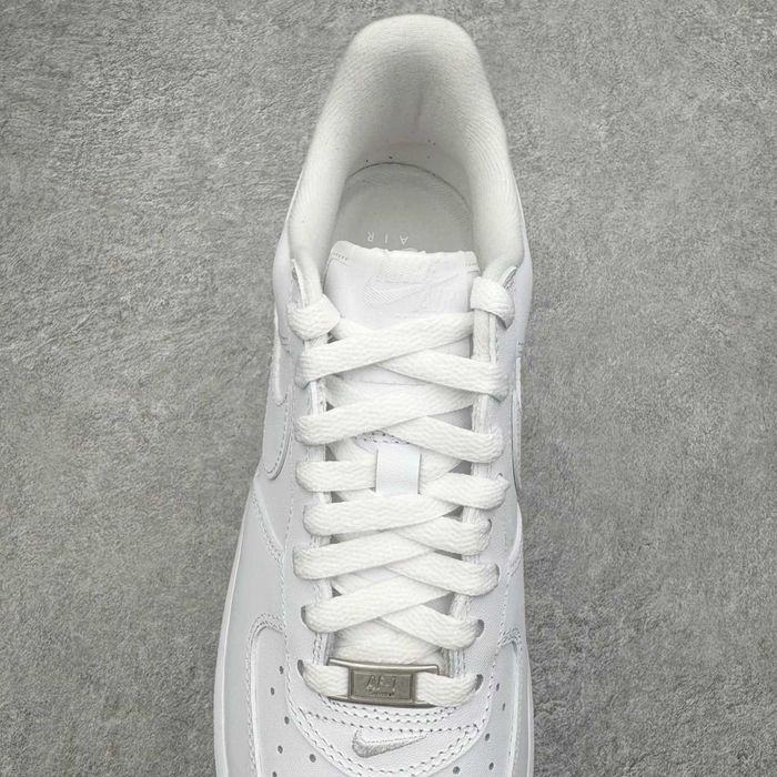 Buty Nike Air Force 1 Low Supreme Białe R.42