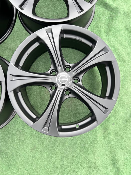 Диски 5/120 r18 Opel Insignia