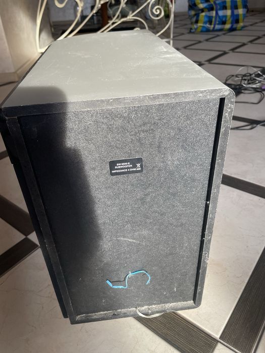 Продам домашній кінотеатр Philips hts 6510 б/у у відмінному стані.