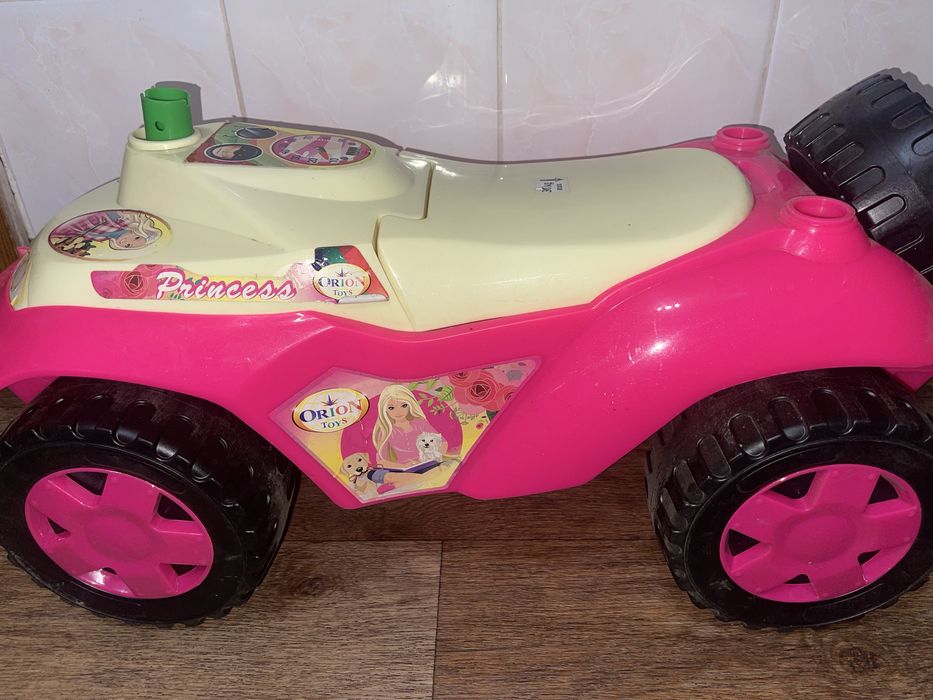 Толокар машинка