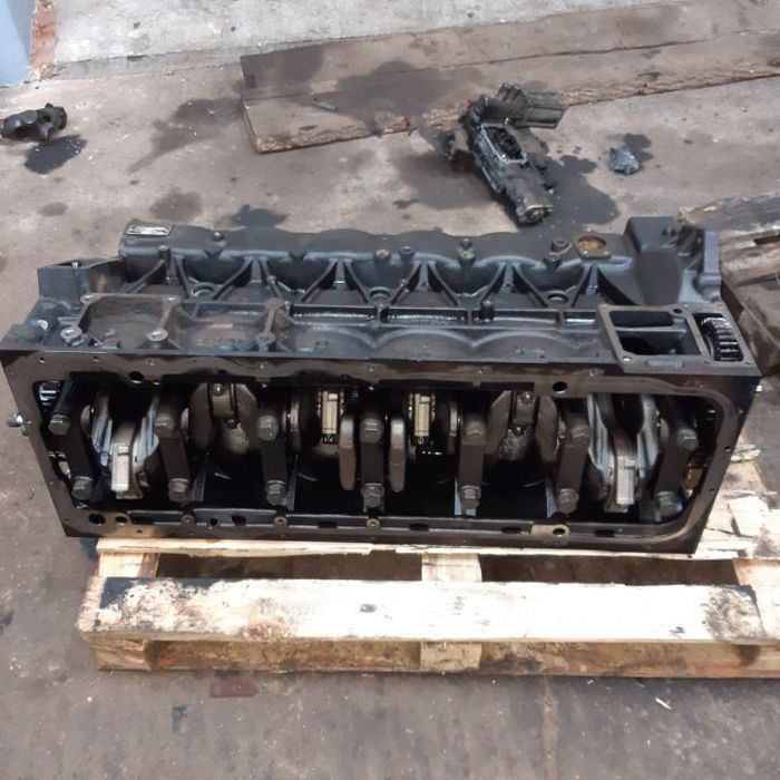 Blok wal uklad korbowo-tlokowy man d20 d2066 tga tgx e3 e4 e5 slupek