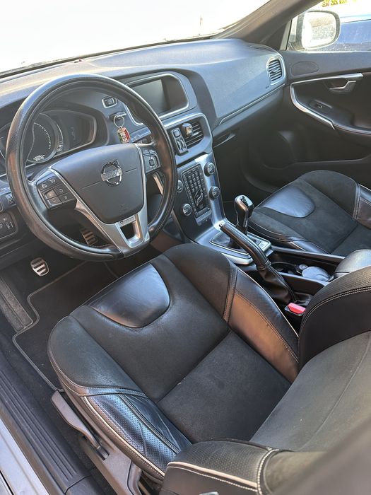Volvo V40 1.6 D2 R-Design