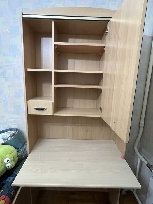 Продам комьютерний стіл