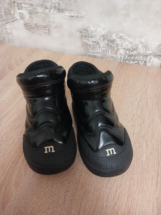 Угги для дівчинки