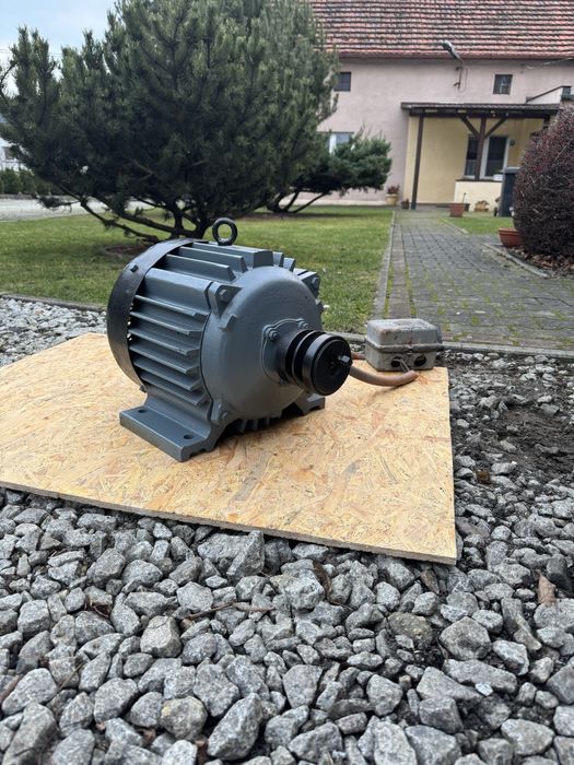 Silnik elektryczny 3-fazowy 4,5-5,5 kW