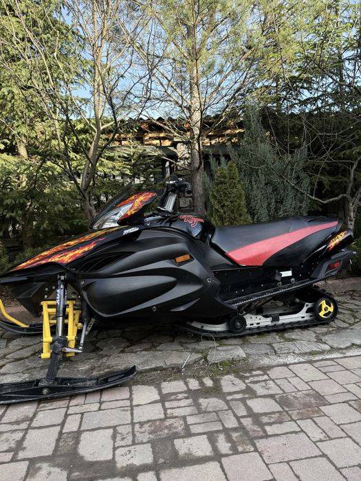 Снігохід Yamaha Apex RS 1000 свіжий!!