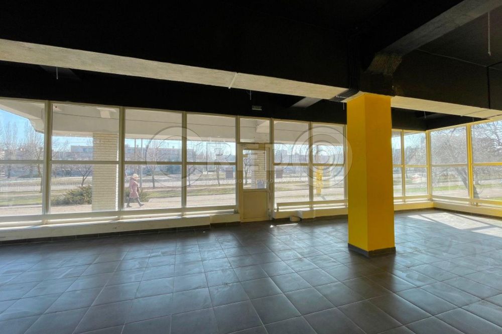 Оренда магазину вул. В. Великого