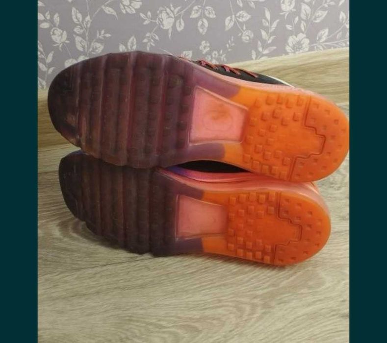 Жіночі кросівки Nike, оригінал осінь-весна , шкіра 24,5 см