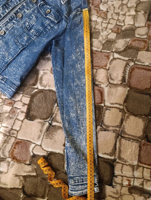 Джинсова куртка для дівчинки