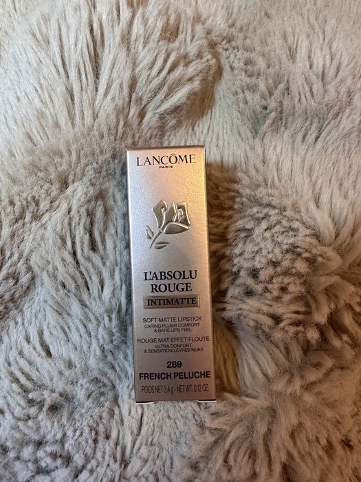 Lancôme Paris L’absolu rouge intimatte 289 french peluche