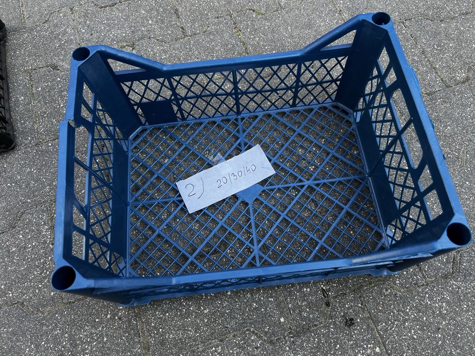 Skrzynki plastikowe