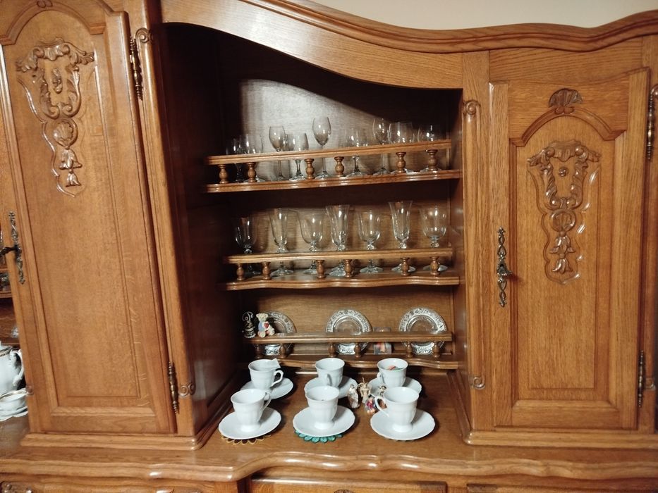 Witryna ,meble,Kredens dębowy .Polecam