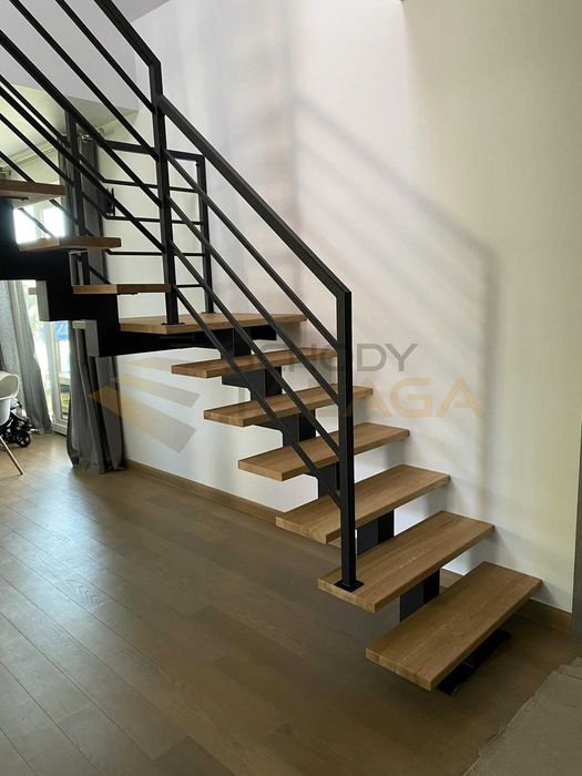 Schody metalowe loft wypalane laserowo