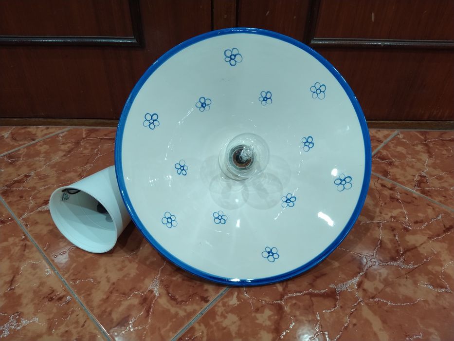 Candeeiro de teto em loiça vintage casa cozinha apartamento vivenda.