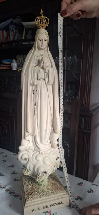 Estátua  N. Sª de Fátima