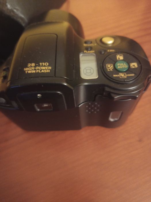 Máquina fotográfica Olympus