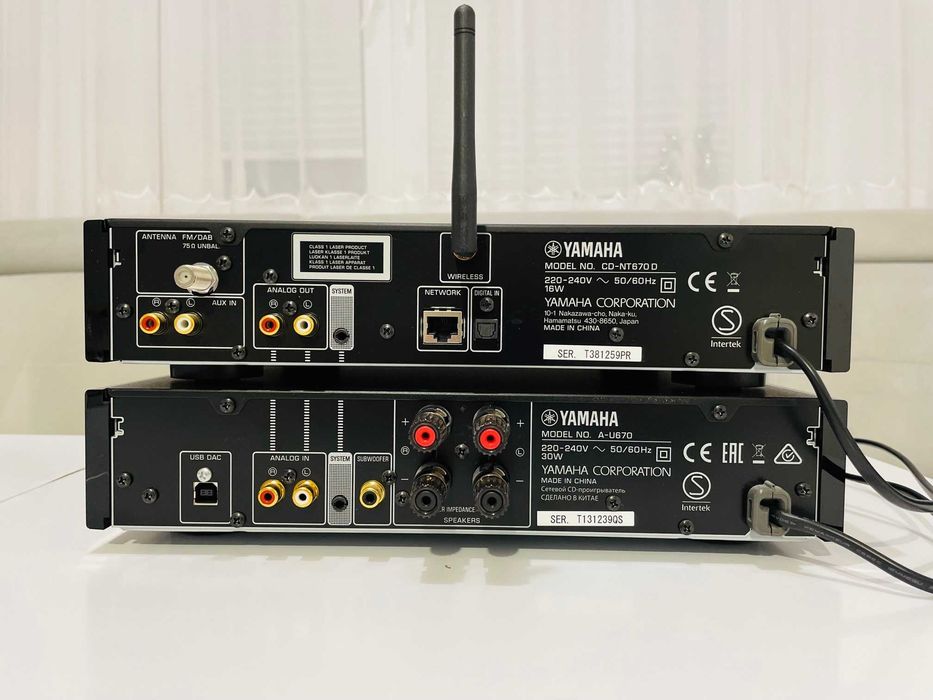 Kolekcjonerska Wieża Yamaha Grand PianoCraft MusicCast MCR-N870 D 670