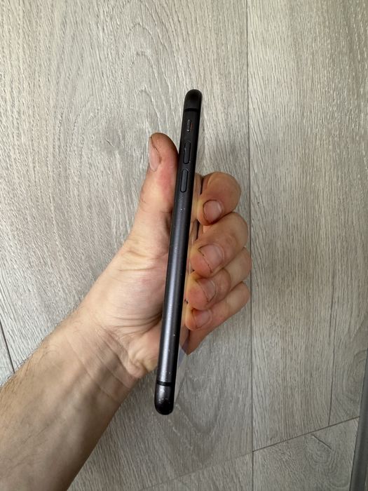 Iphone 11 64gb r-sim