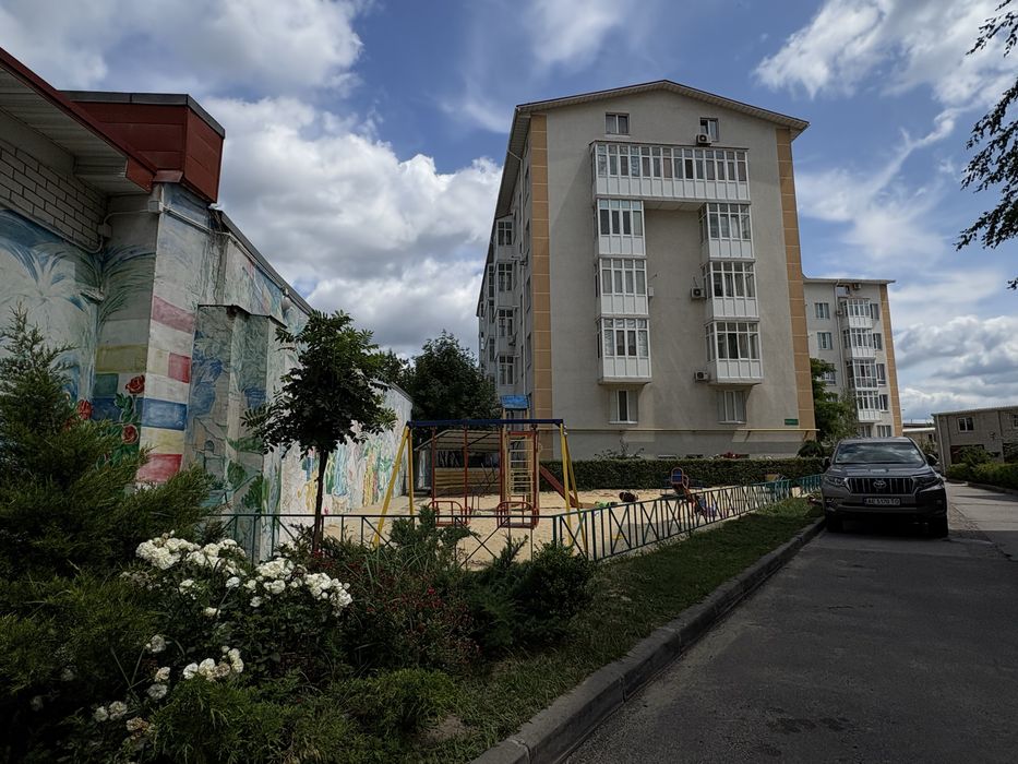 Продаж 2к кв закритий двір, Дмитрівська Полтавський Шлях єВідновлення