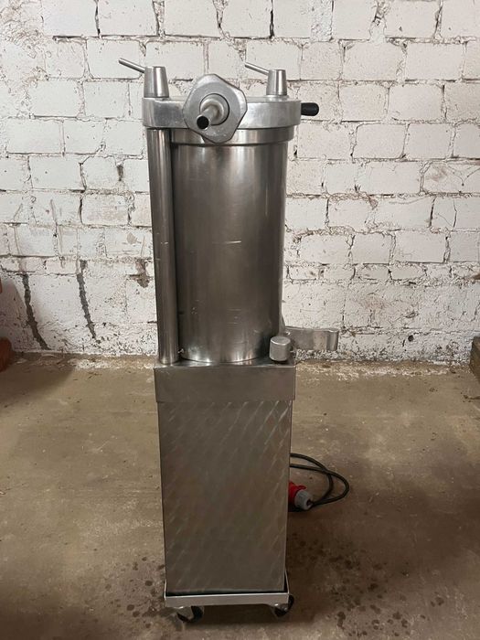 Nadziewarka hydrauliczna, szpryca do kiełbas Ramon 20 litrów