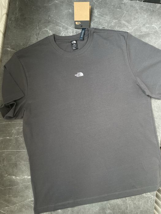 Комплект The North Face Relaxed Fit — футболка + шорти  (оригінал) розмір: М
