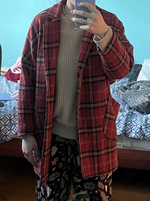 Жіноче пальто на весну dimitra