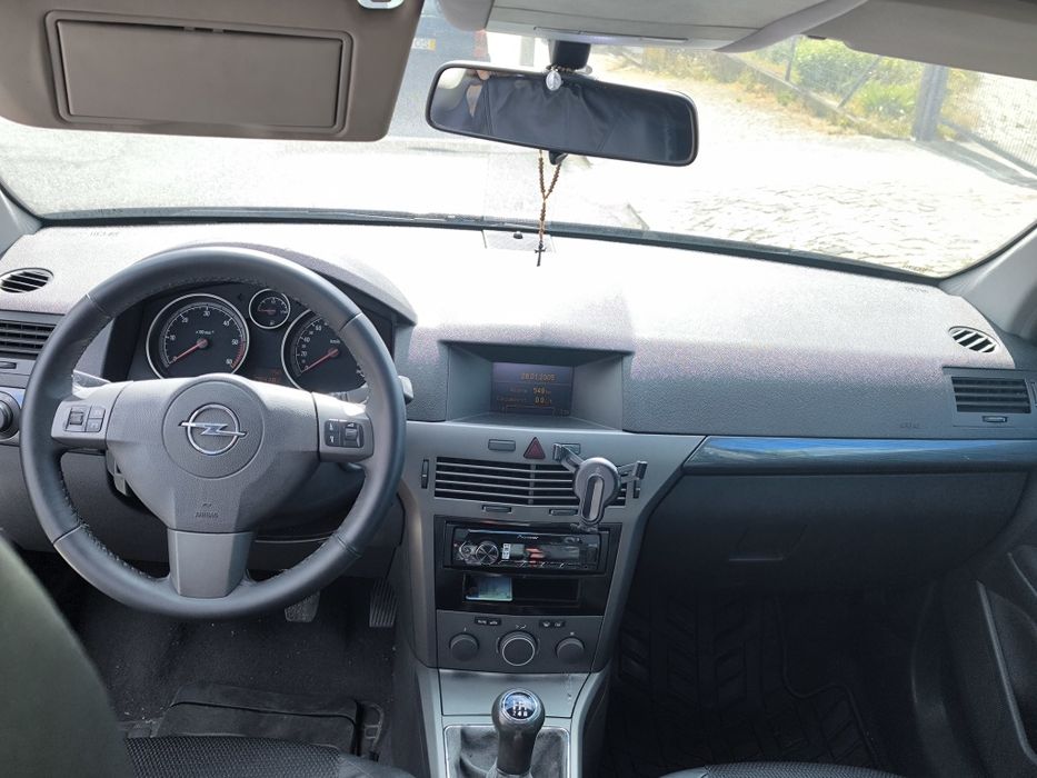 Opel Astra — fotografia 5