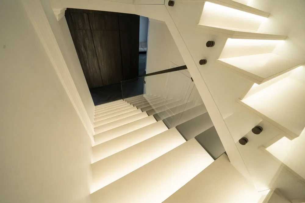 73 VIP будинок з теплим басейном банкетним залом для свят Віта поштова