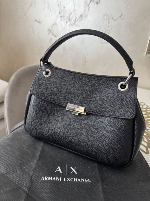 Нова! Сумочка Armani Exchange