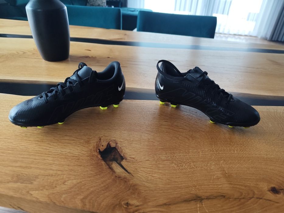 Korki Nike Mercurial, rozmiar 33, ubrane 2 razy. Okazja !!