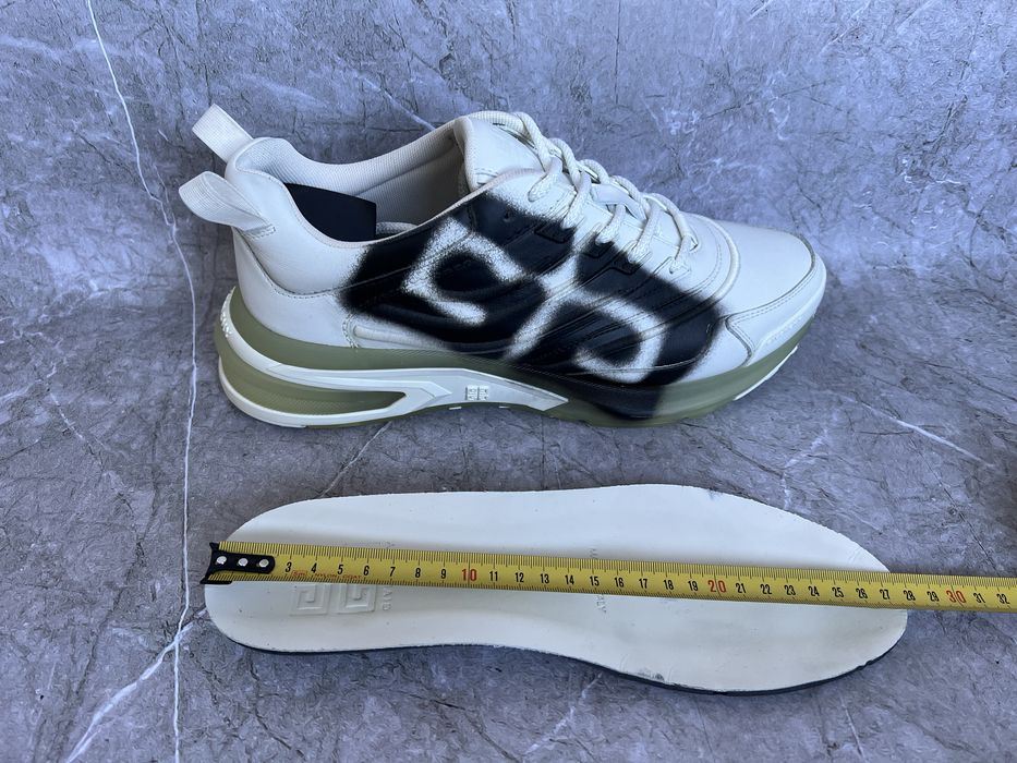 Givenchy кроссовки мужские 42