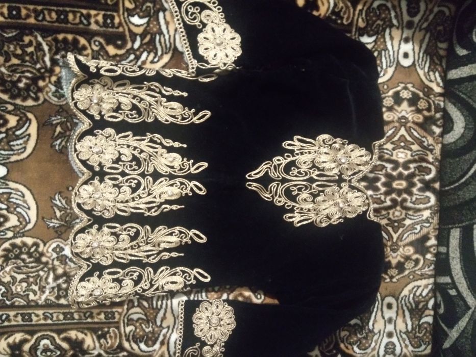 Національний дитячий східний о кафтан на дівчинку (ручна робота)