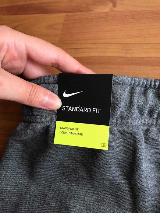 Calças Nike Dry standard fit tamanho S homem jogger