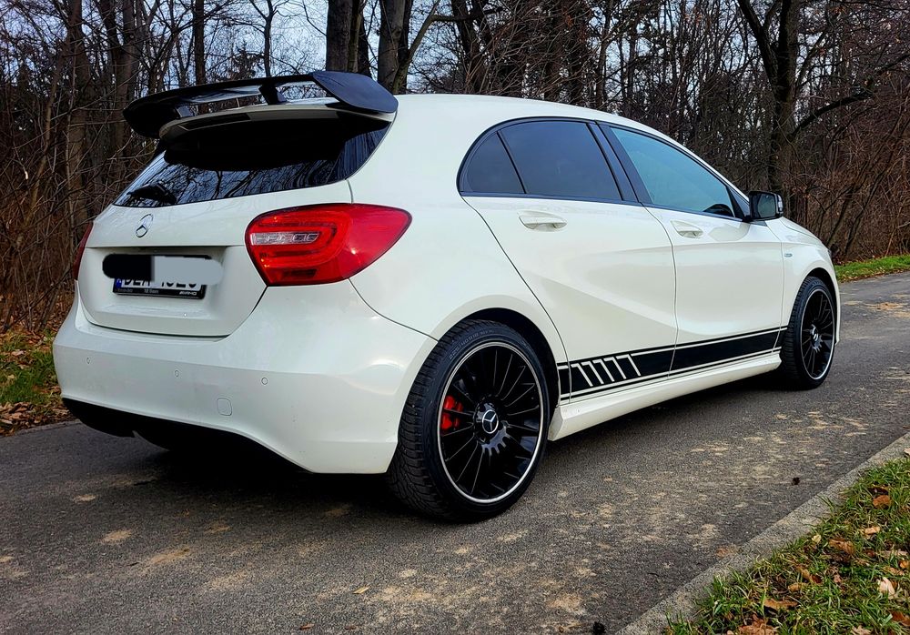 Mercedes- Benz klasa A 180 Navi Led Radar stan idealny Polecam