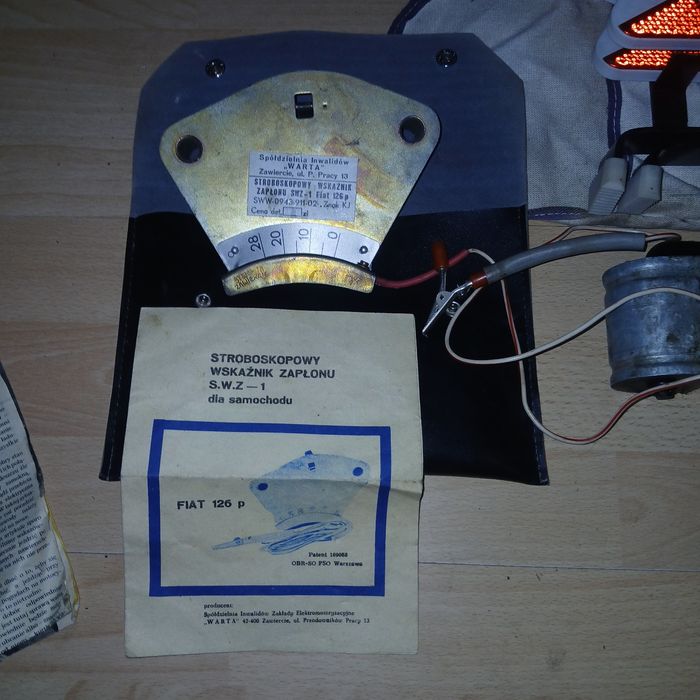 Akcesoria fiat 126p stroboskop trojkat