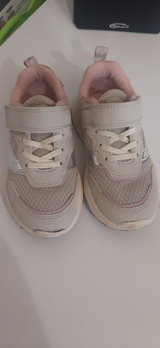 Кросівки б/у Zara. 25р-15.6см. Ціна 300грн.