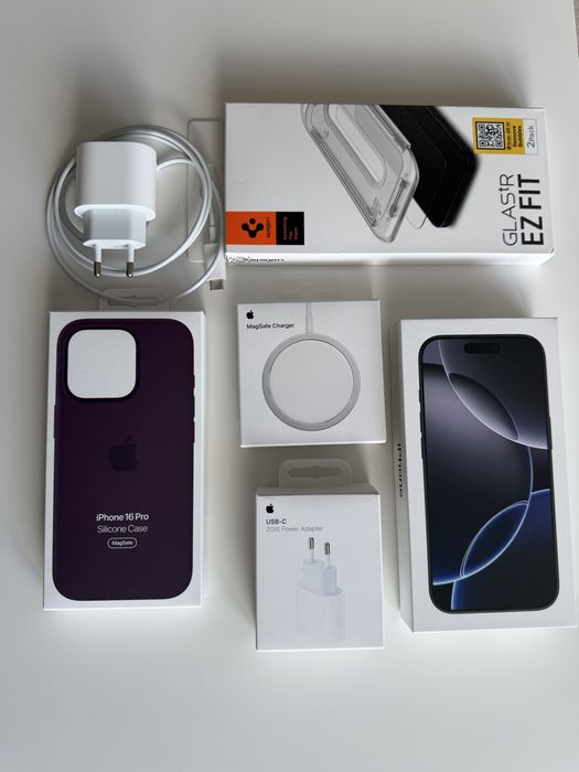 iPhone 16 Pro 128GB Black Titanium + MagSafe + etui Apple