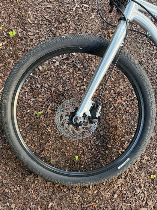 Rowerek na pasku Early Rider Belter 24" Nexus 8 - srebrny